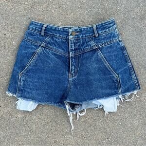 Vintage 80s Liz Wear high rise Cut Off Jean Shorts 25" WAIST